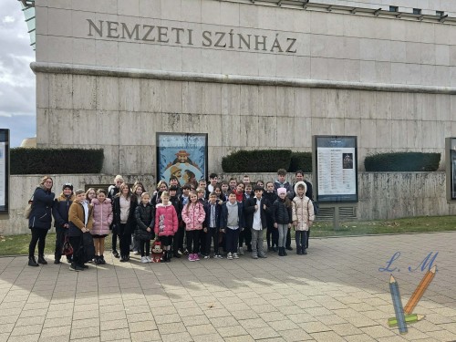 Színházlátogatás